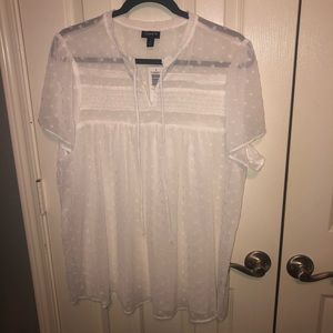 Woman’s Top, sheer white New Torrid Top